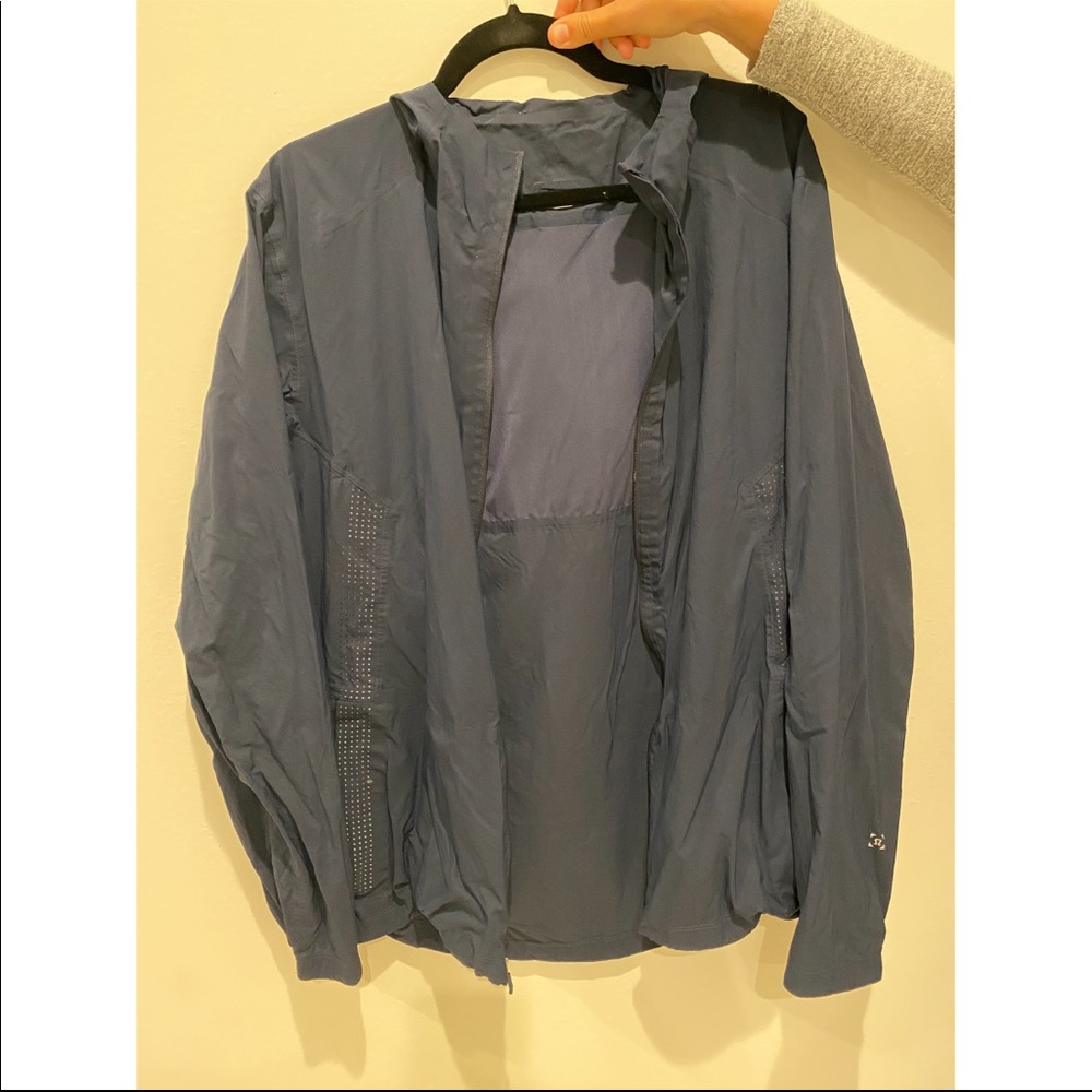 Blue Lululemon lightweight jacket